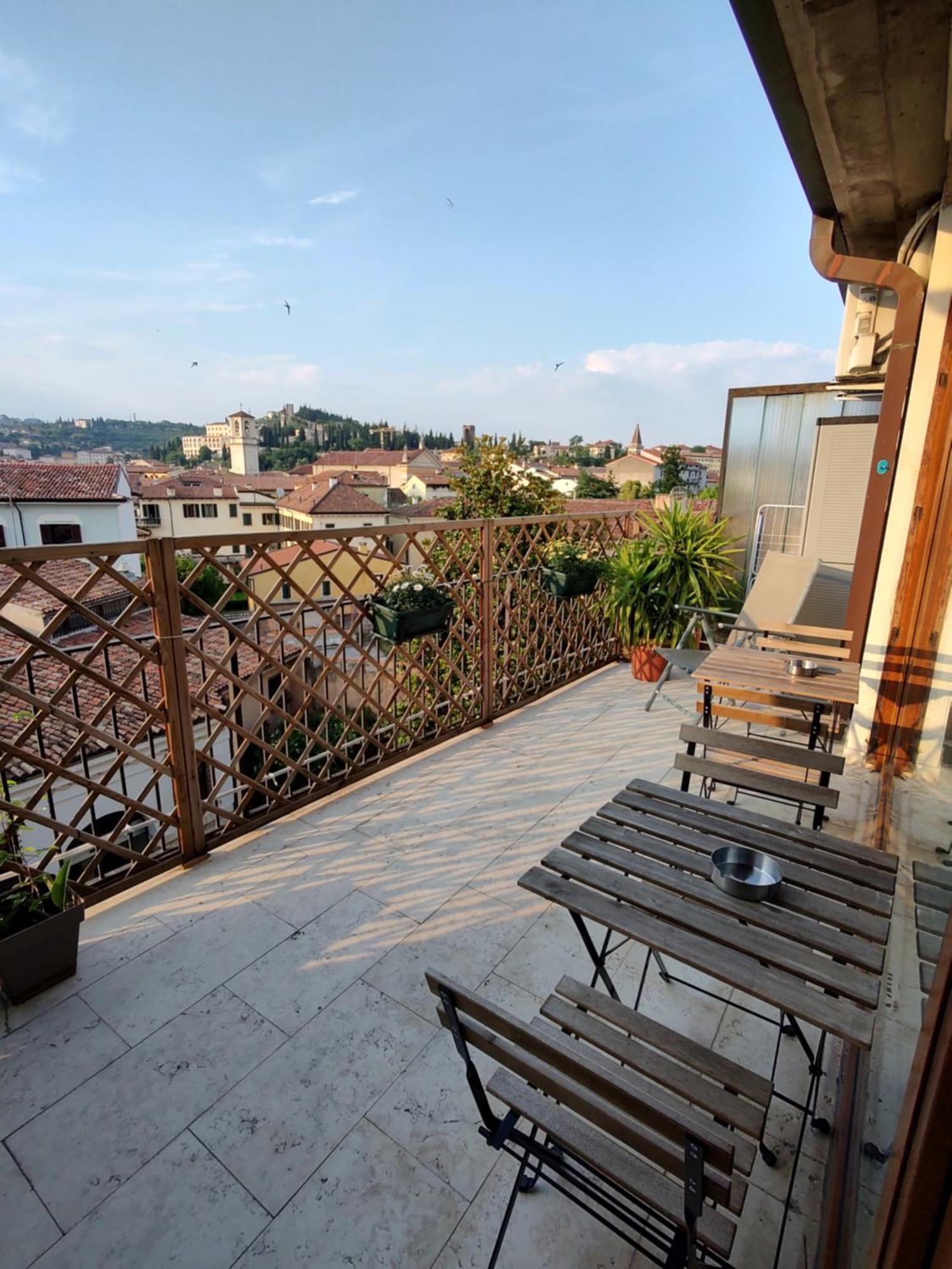 Verona Relax & Stay Rooms Exteriör bild